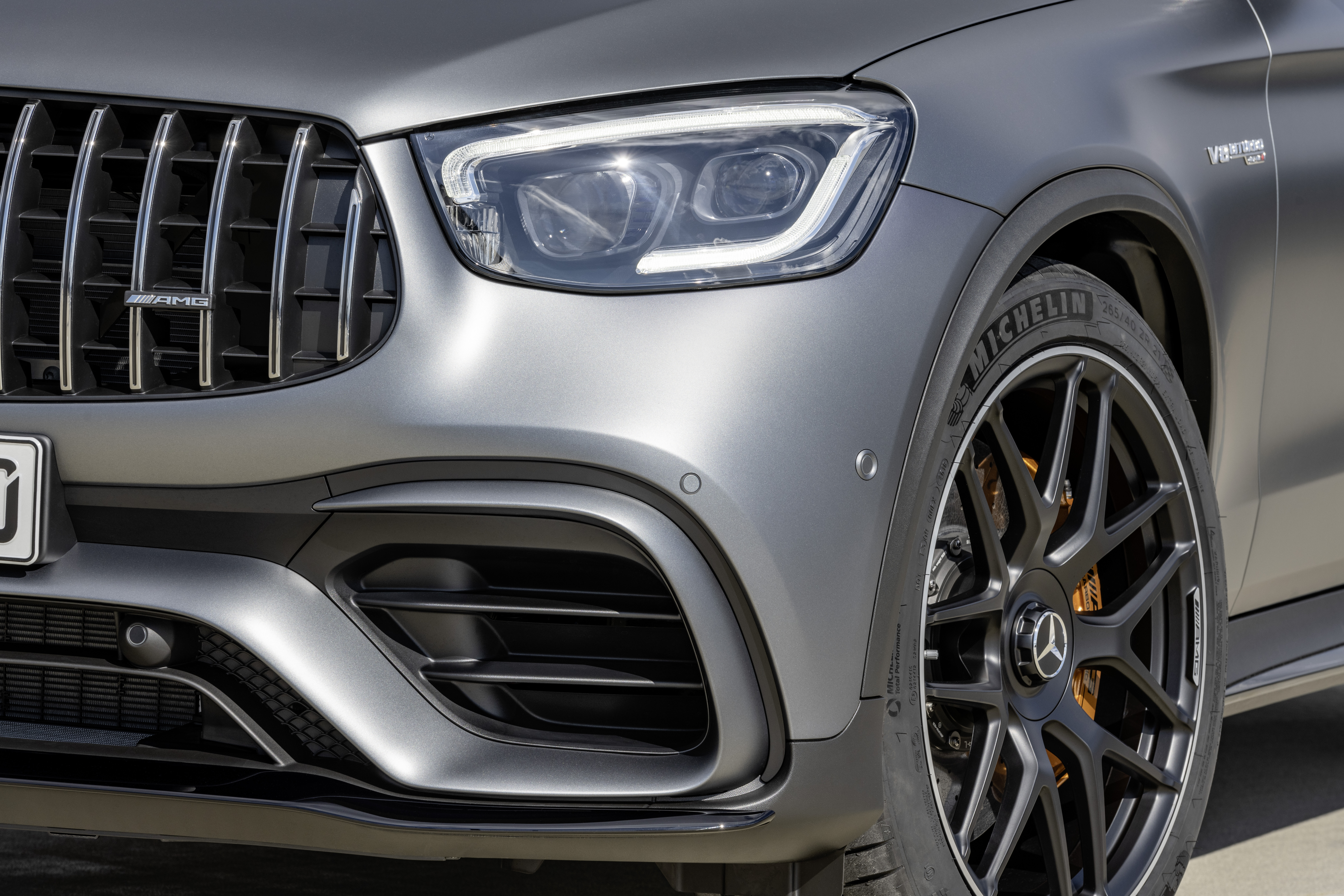Mercedes-AMG GLC 63 S - headlight