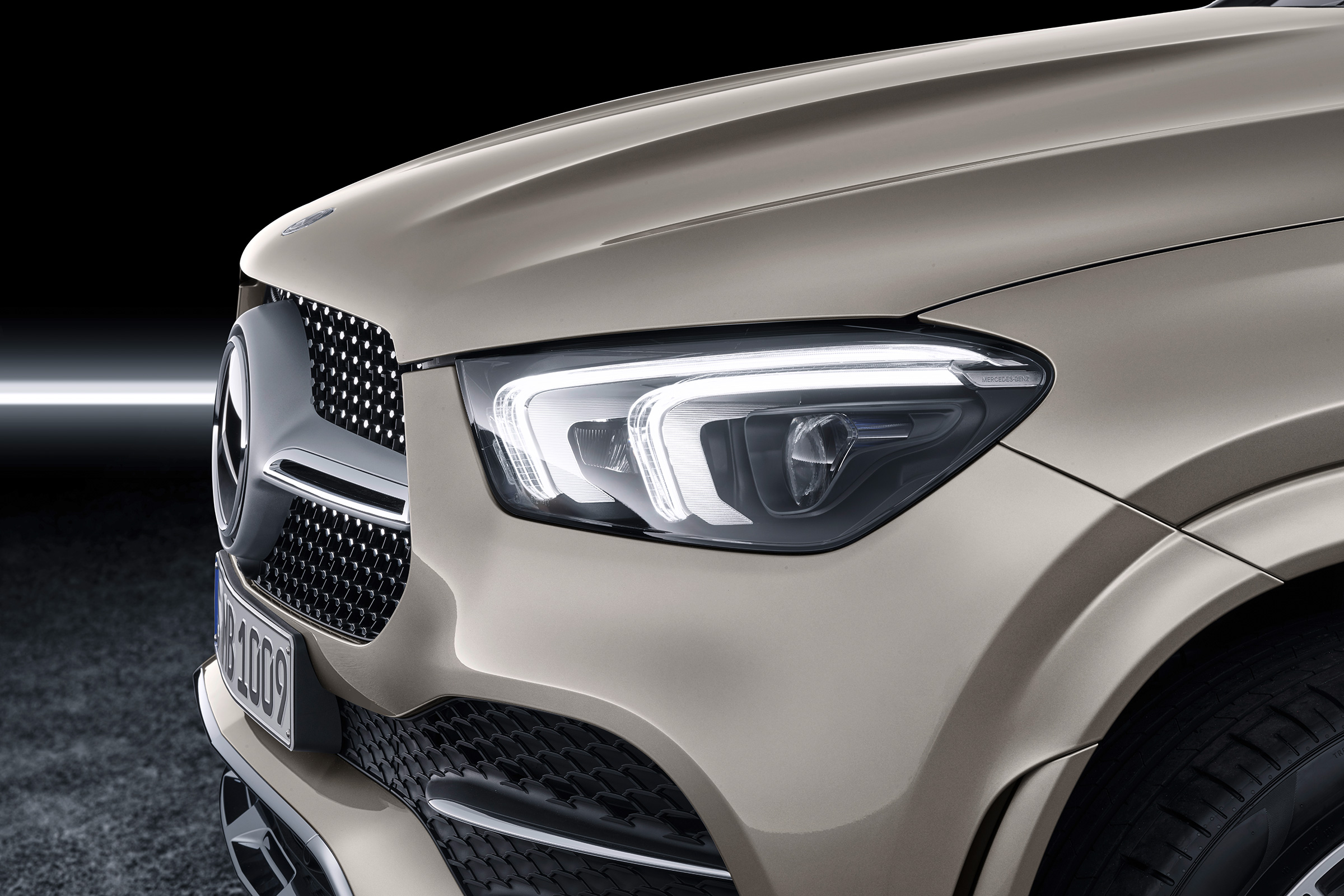 Mercedes GLE Coupe - headlight