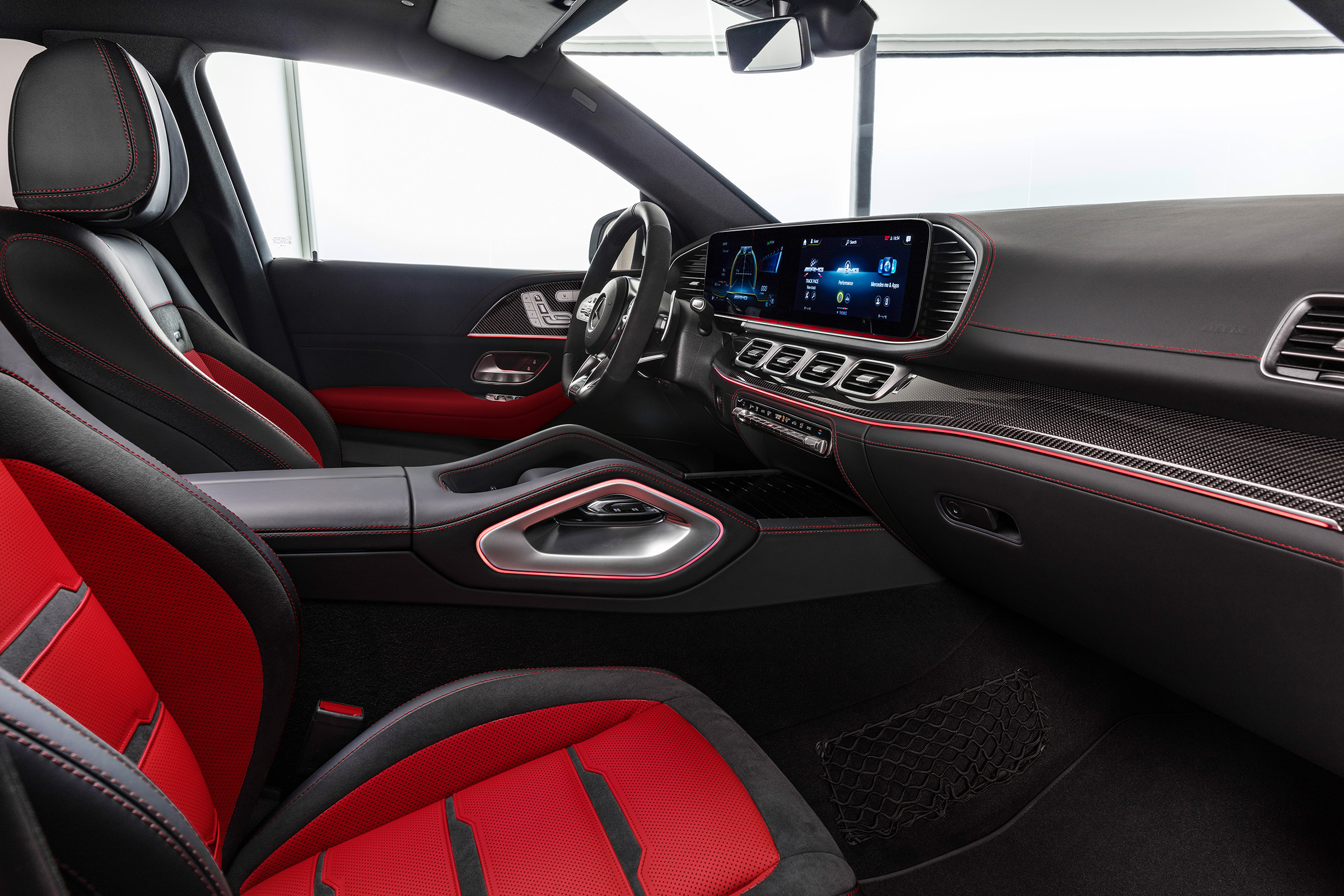 Mercedes-AMG GLE 53 Coupe - interior