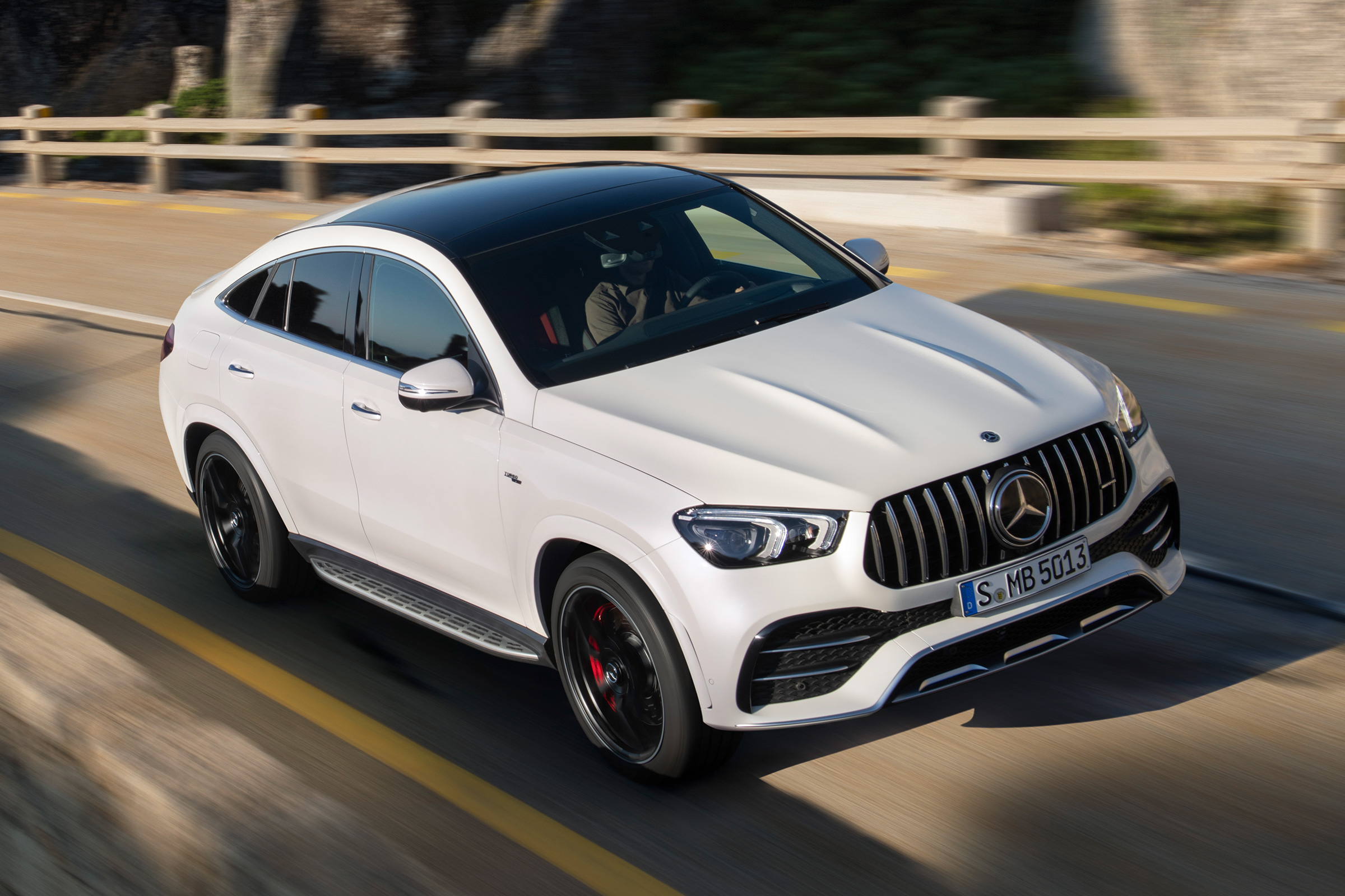 Mercedes-AMG GLE 53 Coupe - front tracking
