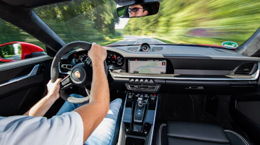 Porsche 911 Carrera - interior