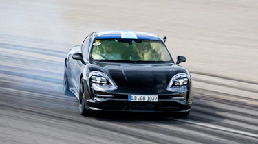 Porsche Taycan - slide