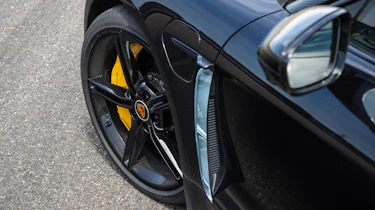Porsche Taycan - wheel