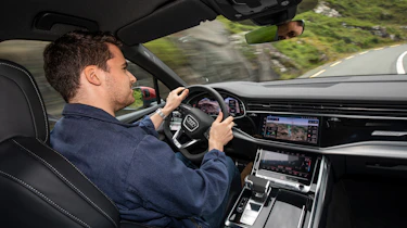 Audi Q7 55 TFSI - James Howe driving