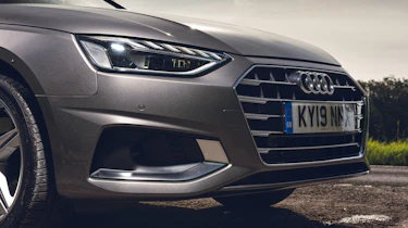 Audi A4 Saloon 35 TFSI S tronic Sport - front grille