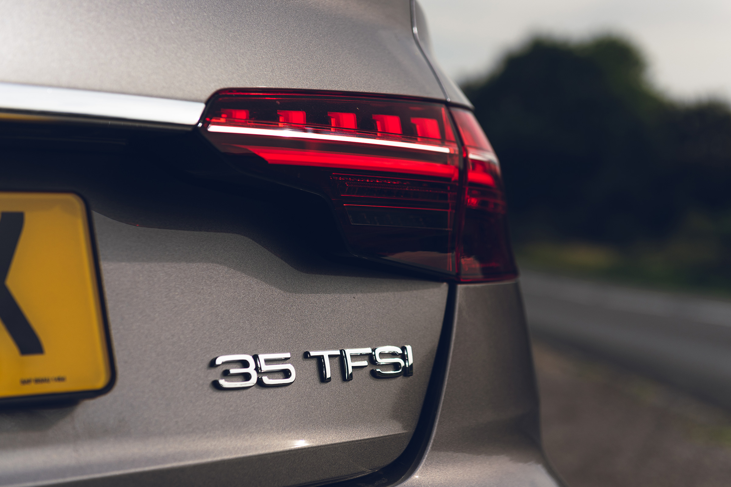 Audi A4 Saloon 35 TFSI S tronic Sport - rear light