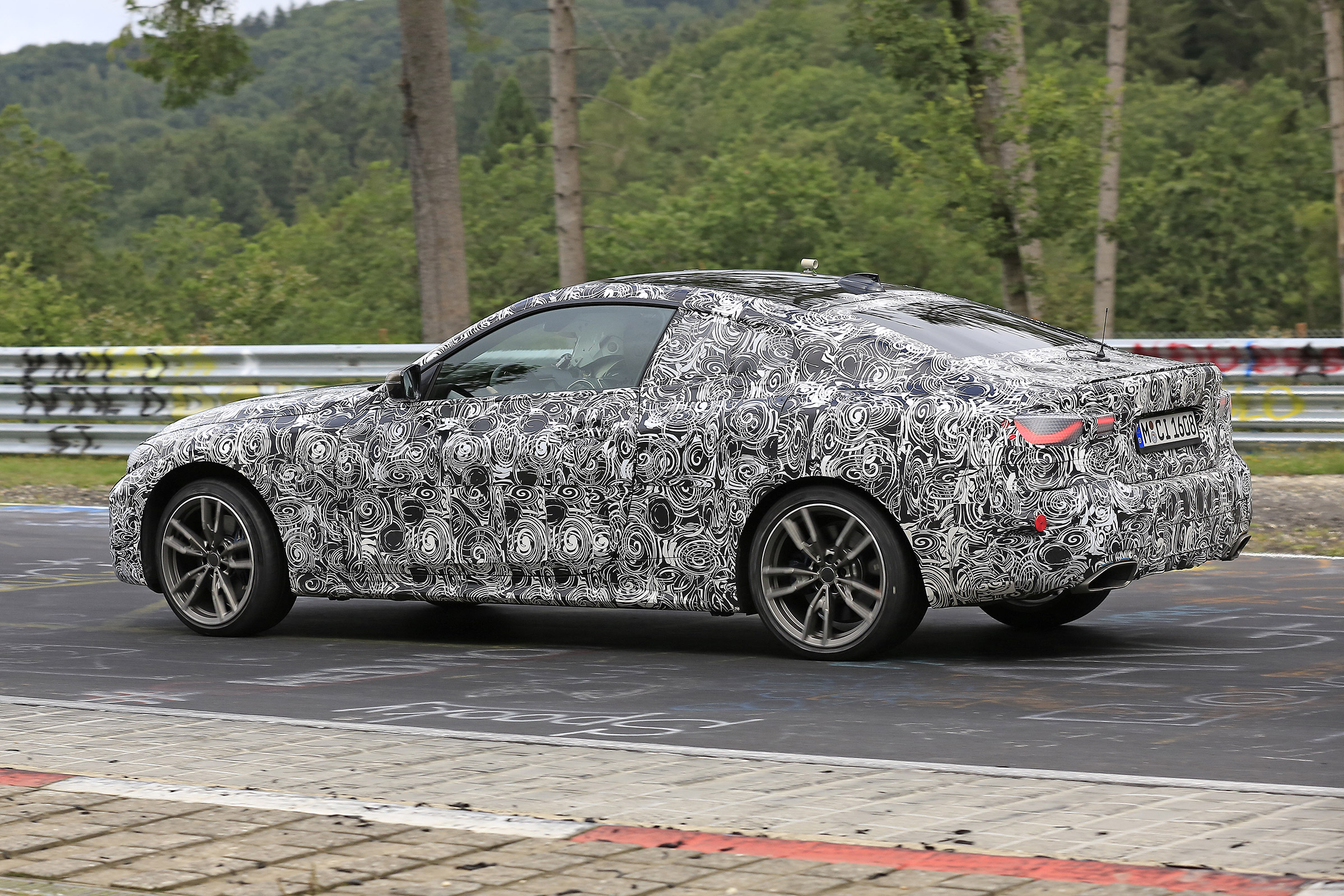 BMW 4 Series - spyshot 6