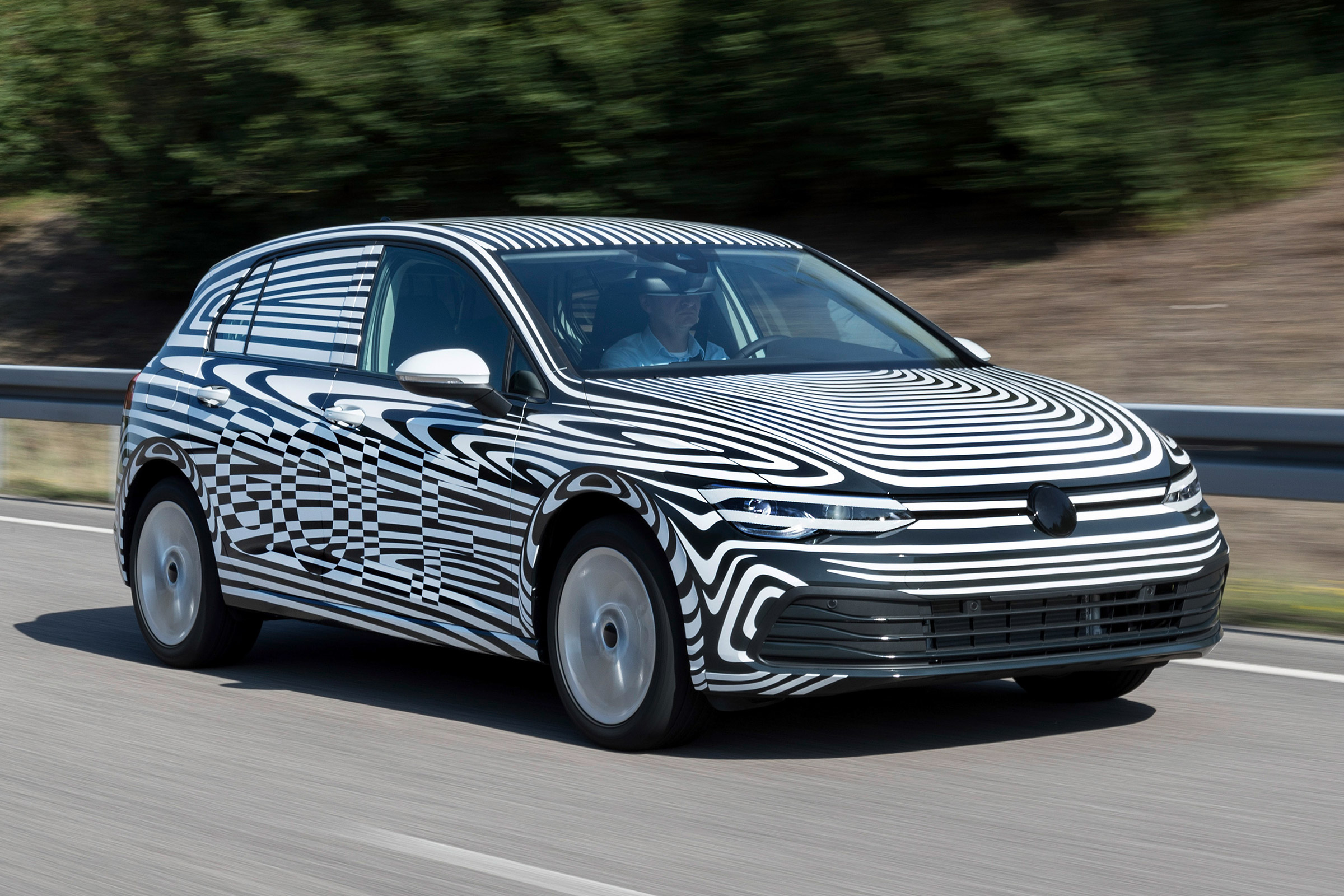 Volkswagen Golf - front teaser