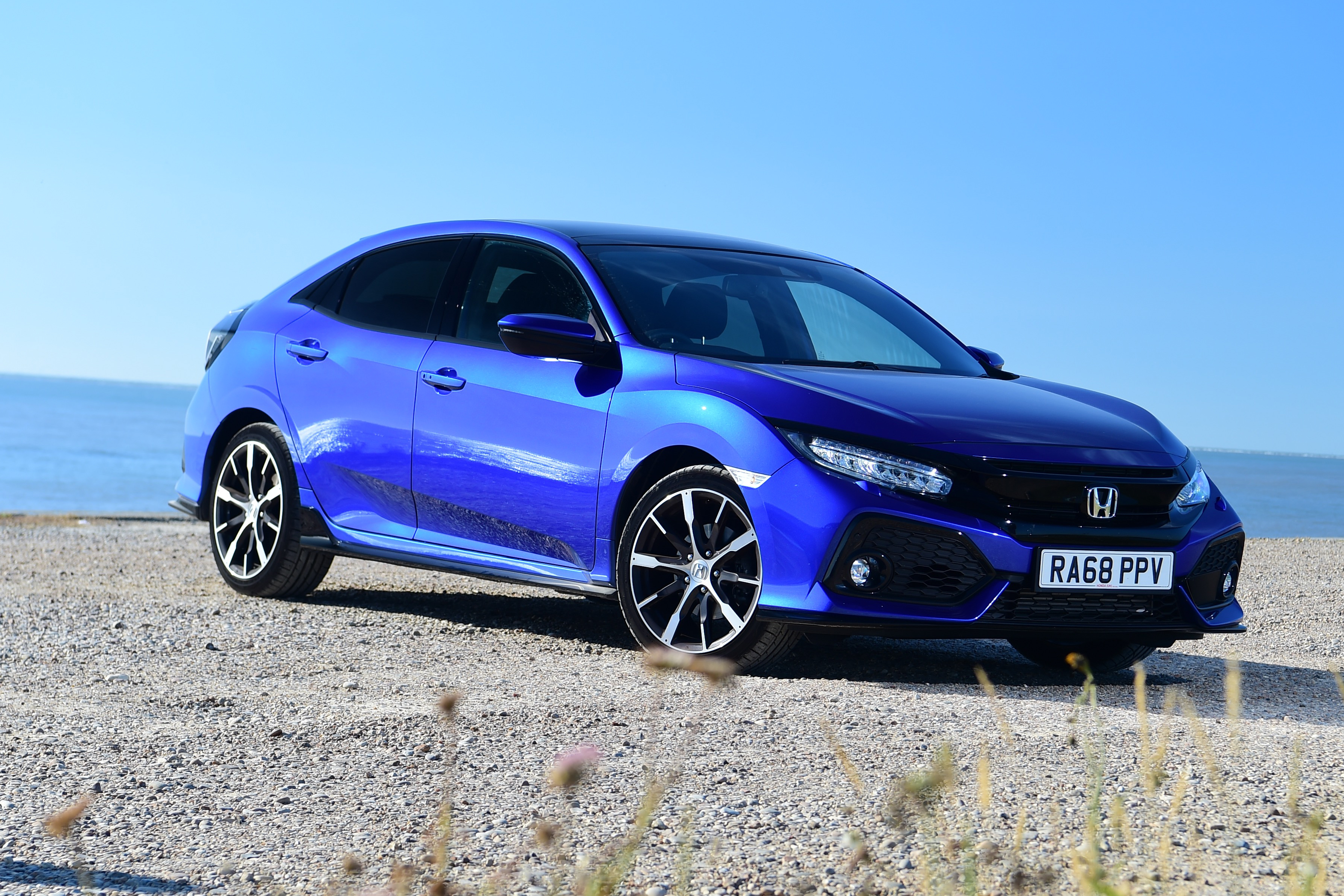 Honda Civic - front static