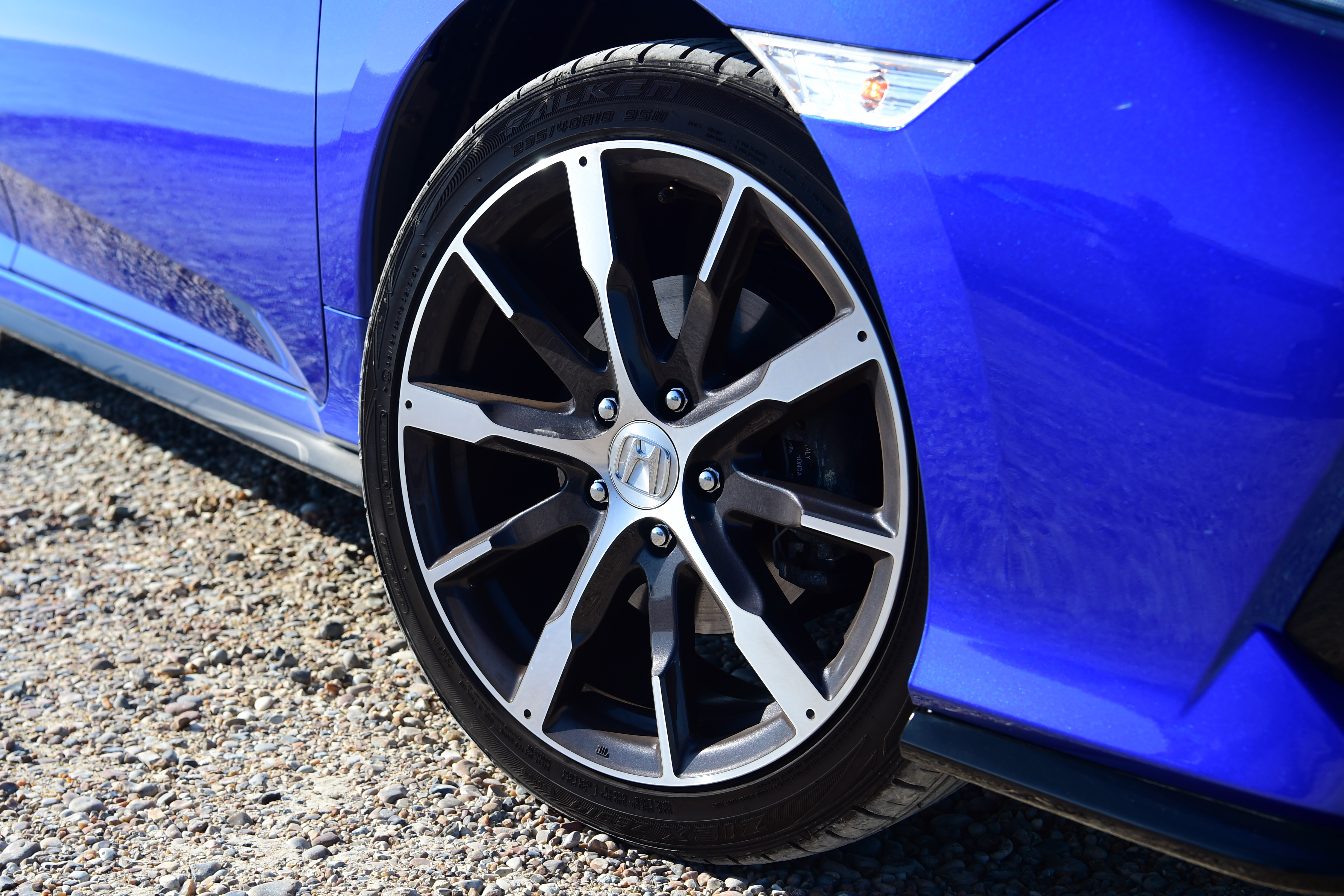 Honda Civic - wheel