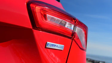 Ford Focus - brake light