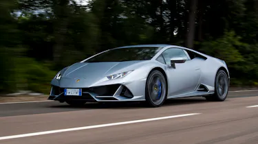 Lamborghini Huracan Evo - front tracking