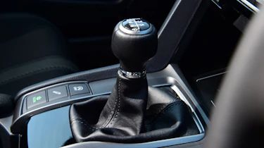 Honda Civic - gear
