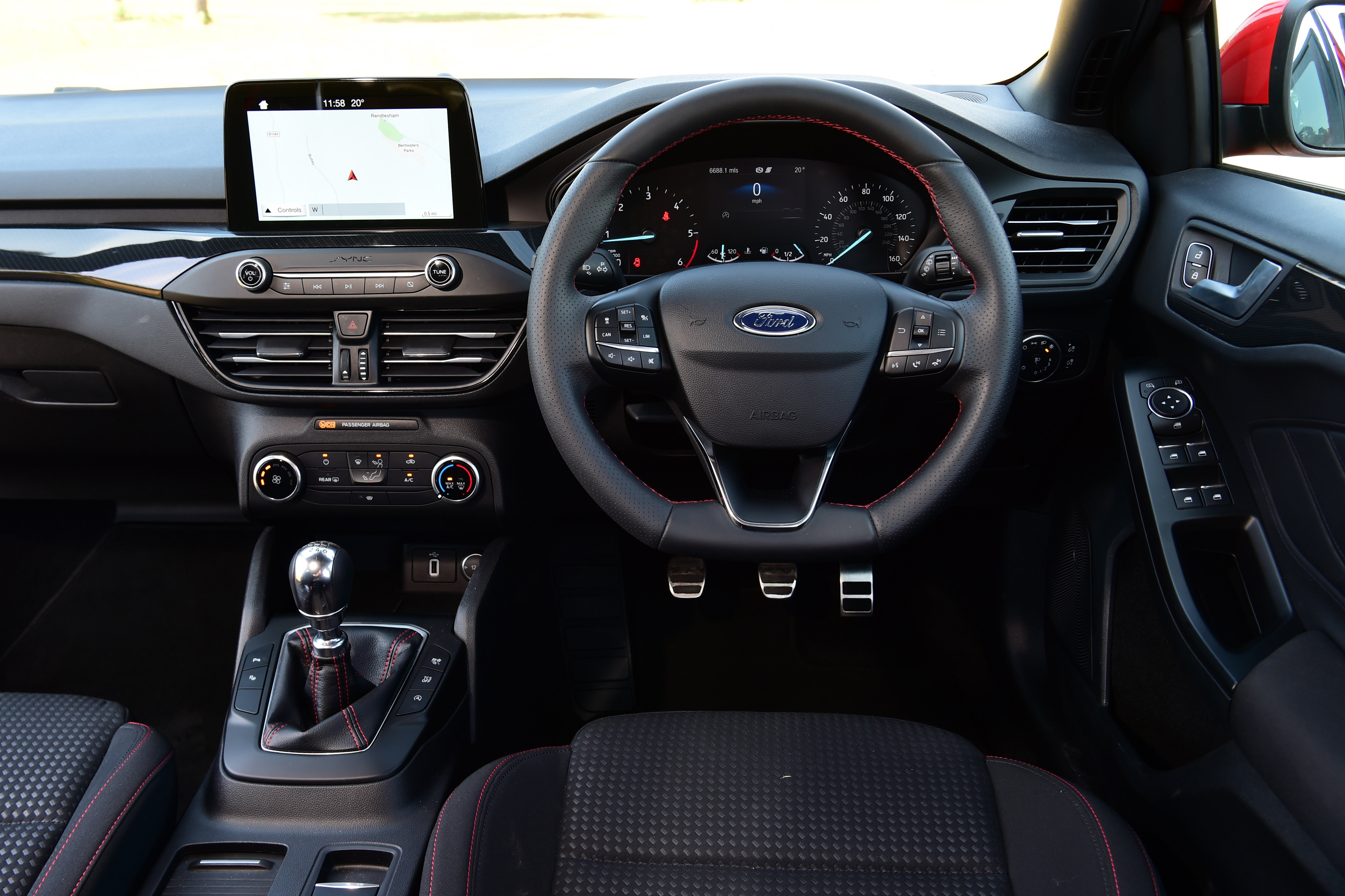 Ford Focus - interior