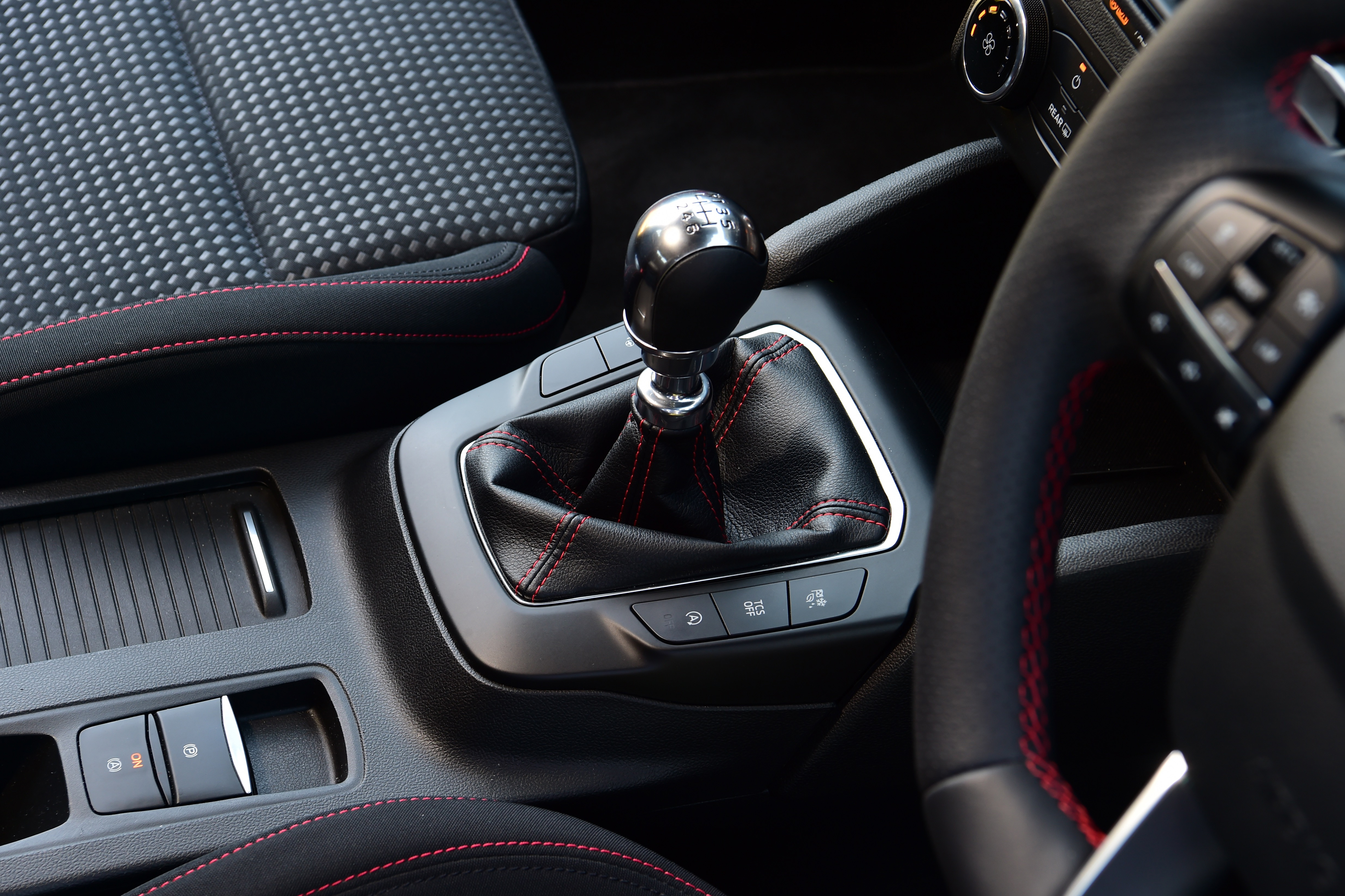Ford Focus - gear