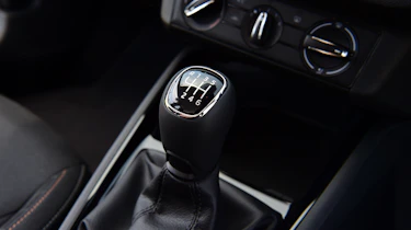 Skoda Scala - gear lever
