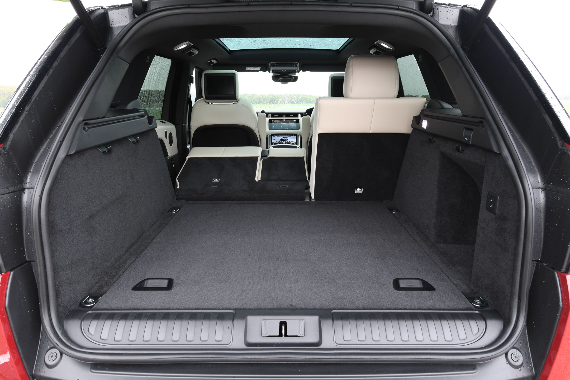 Range Rover Sport boot
