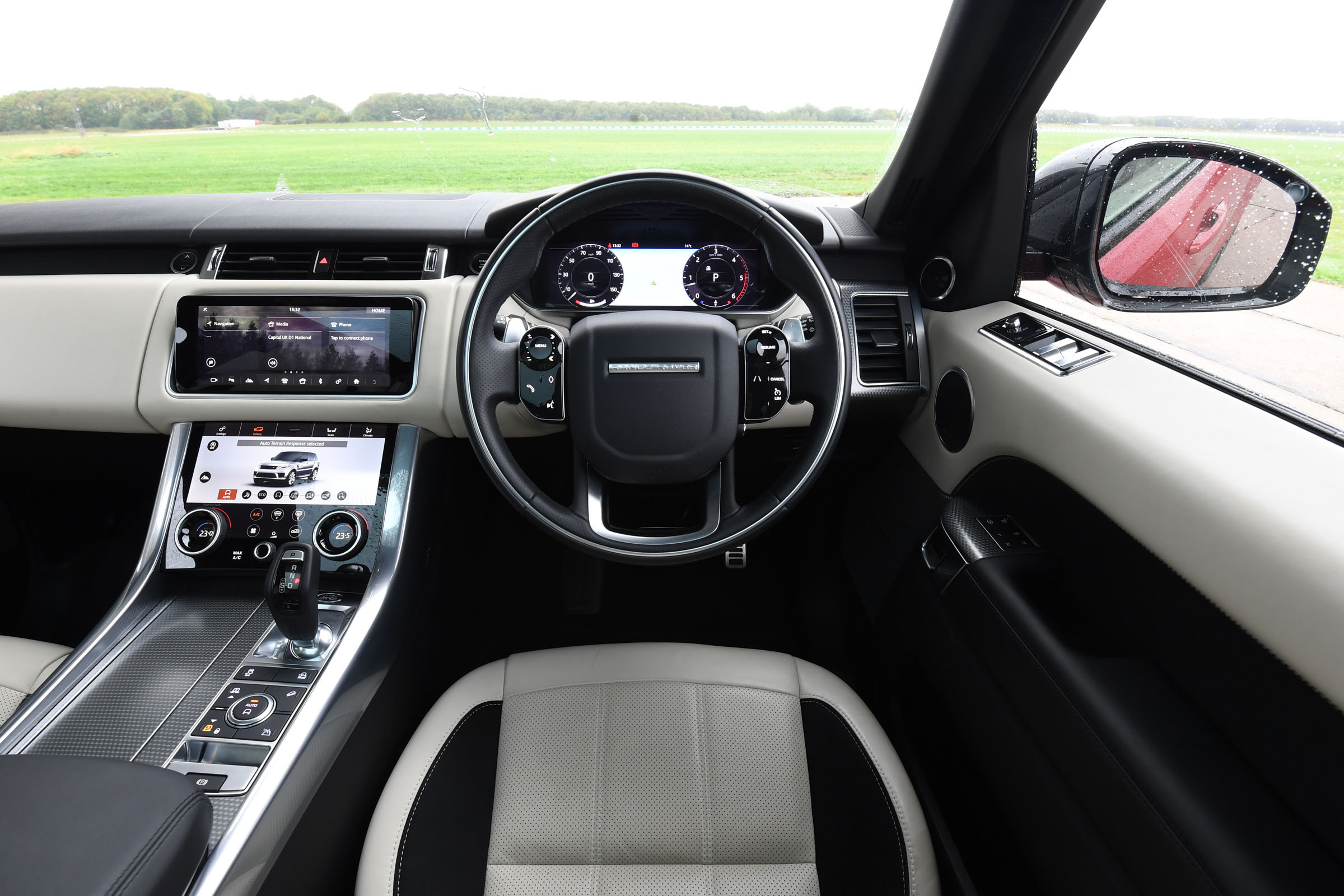 Range Rover Sport interior