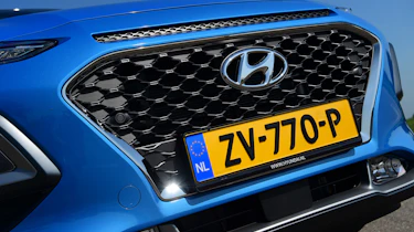 Hyundai Kona Hybrid - grille