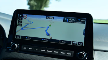 Hyundai Kona Hybrid - screen