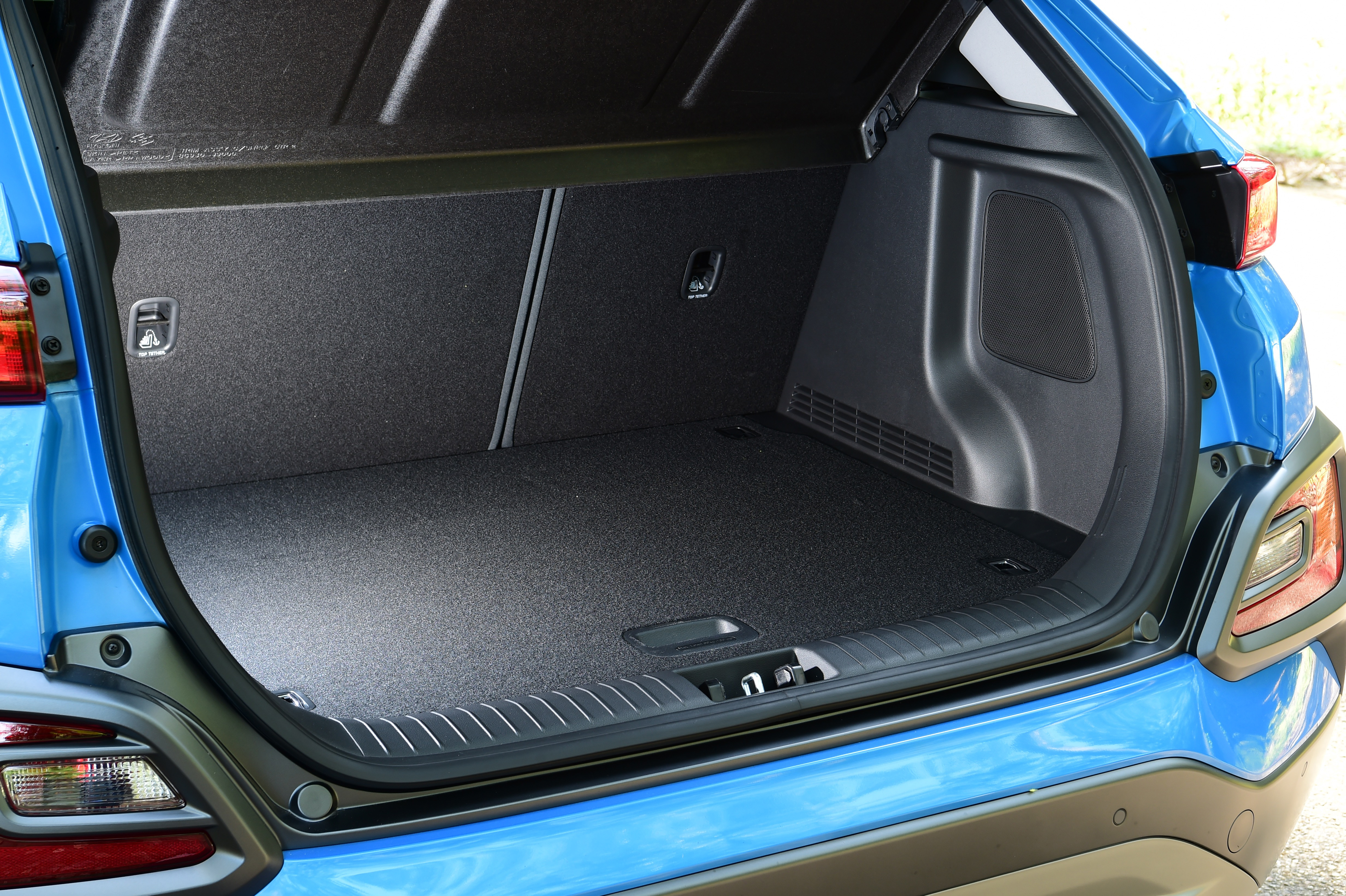 Hyundai Kona Hybrid - boot