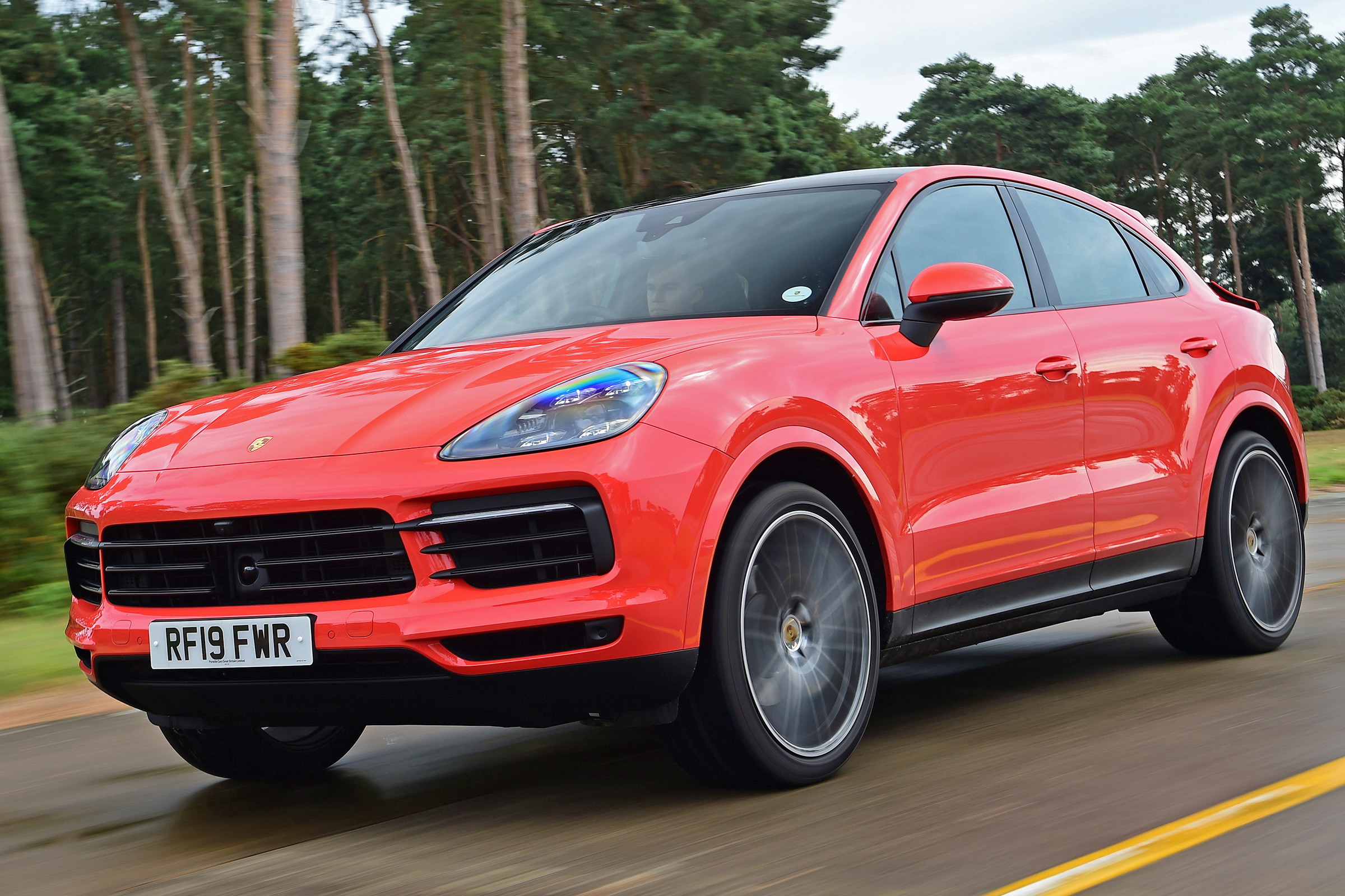 Porsche Cayenne Coupe - front tracking
