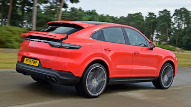 Porsche Cayenne Coupe - rear tracking