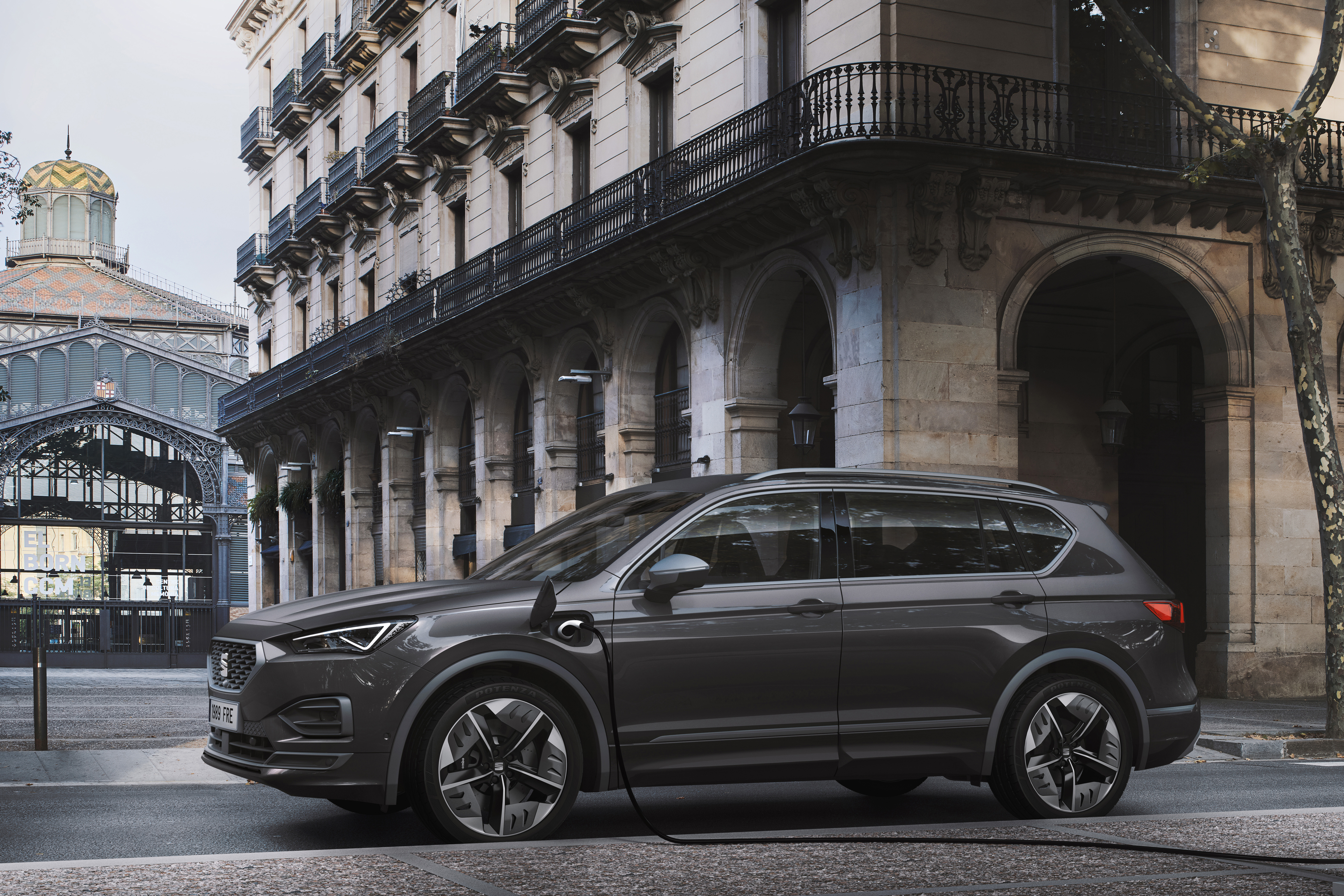 SEAT TARRACO - SIDE SHOT