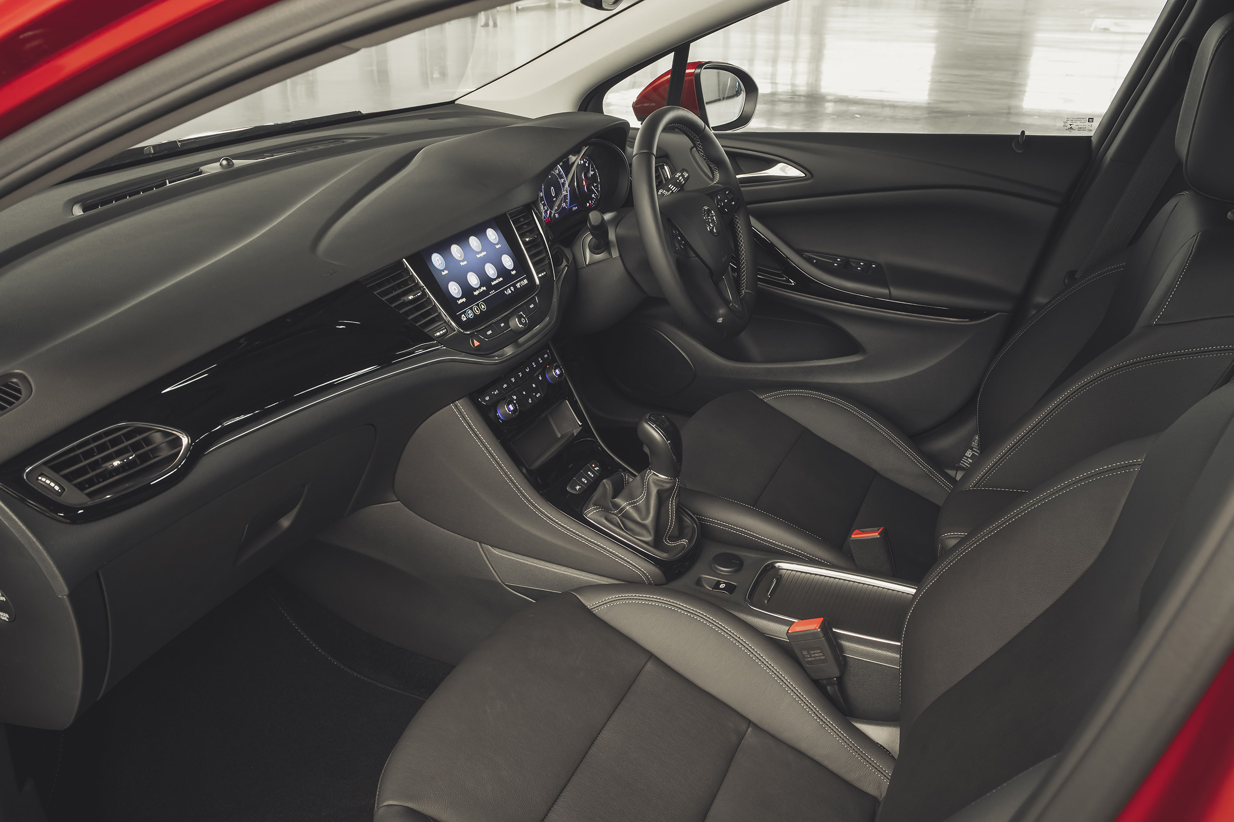 Vauxhall Astra 2019 facelift - interior