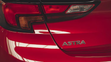Vauxhall Astra 2019 facelift - rearlight