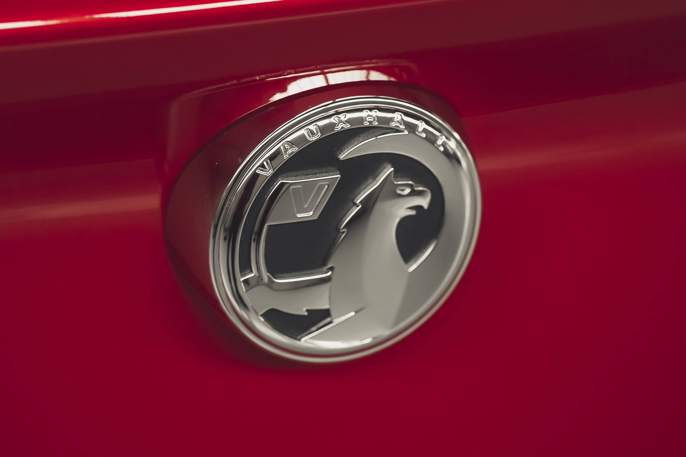 Vauxhall Astra 2019 facelift - badge