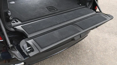 BMW X7 - tailgate