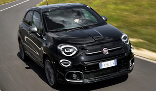 Fiat 500 X Sport - front