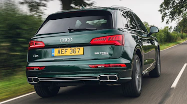 Audi Q5 55 TFSI e - rear