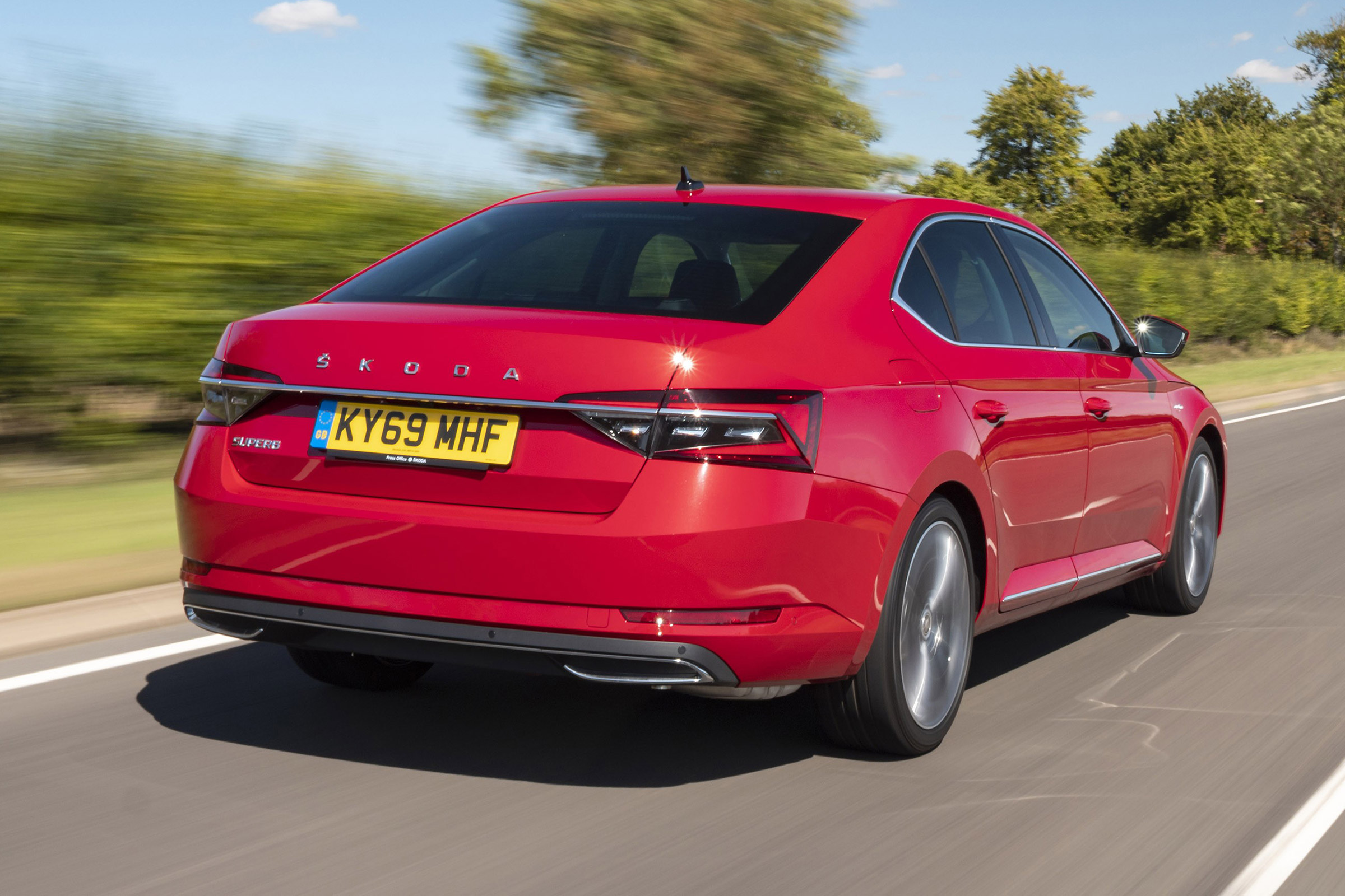 Skoda Superb - rear