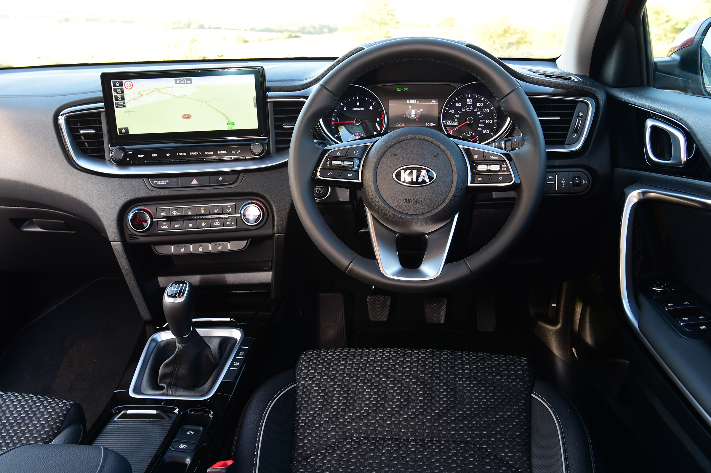 Kia XCeed - dash