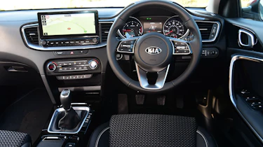 Kia XCeed - dash