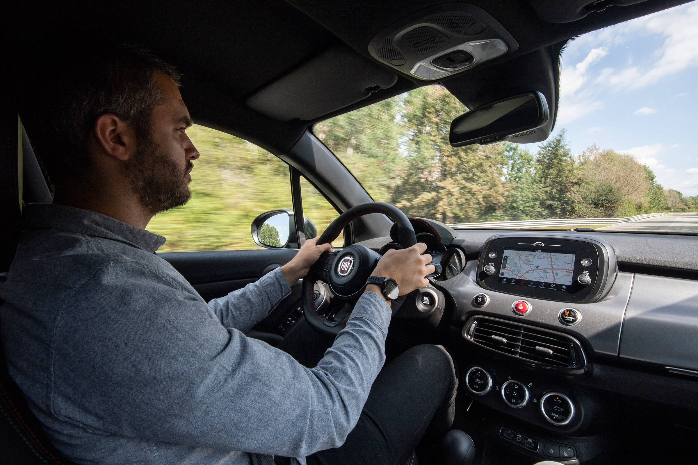 Fiat 500 X Sport - Richard Ingram