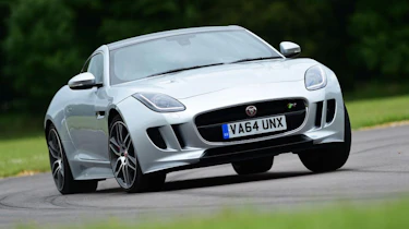Used Jaguar F-Type - front cornering