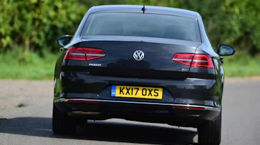 Used Volkswagen Passat - rear cornering