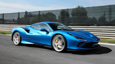 Ferrari F8 Tributo - front action