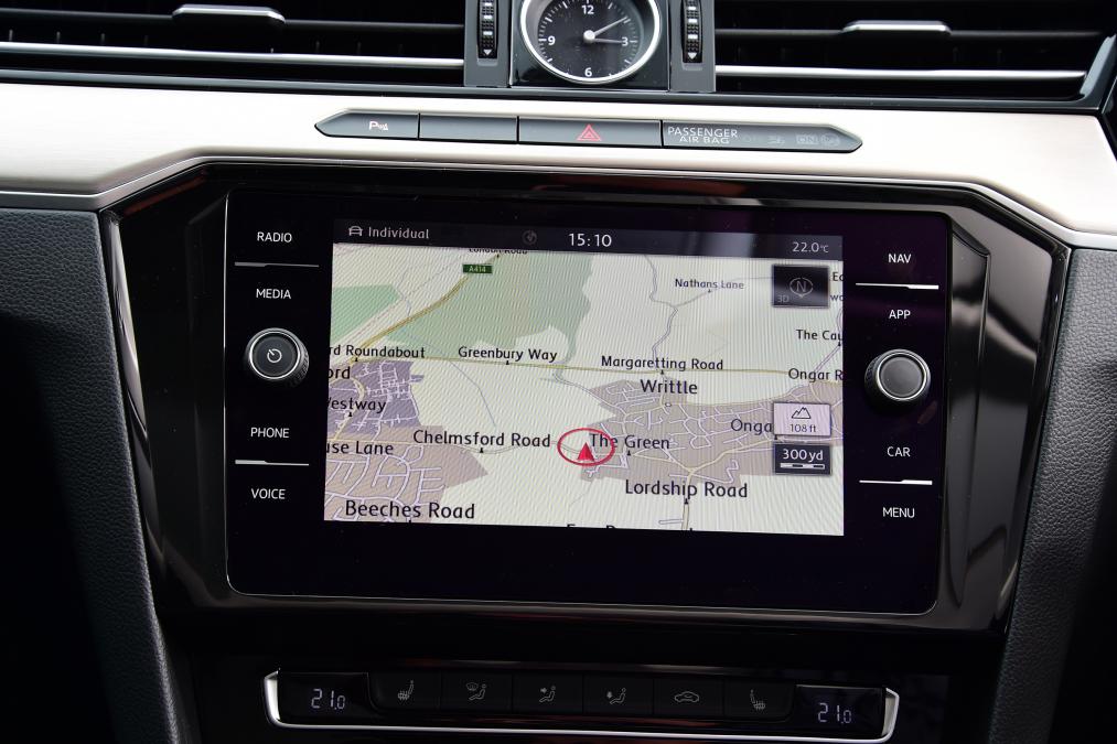 Used Volkswagen Passat - sat-nav