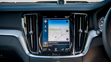 Volvo V60 T8 Twin Engine - sat-nav