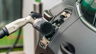 Mazda EV prototype - charging