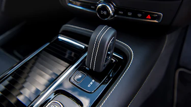 Volvo V60 T8 Twin Engine - transmission
