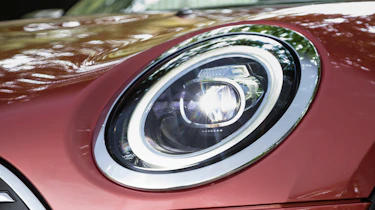 MINI Clubman - front light