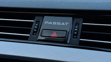 Volkswagen Passat - Passat branding