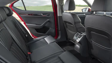 Skoda Superb - rear seats