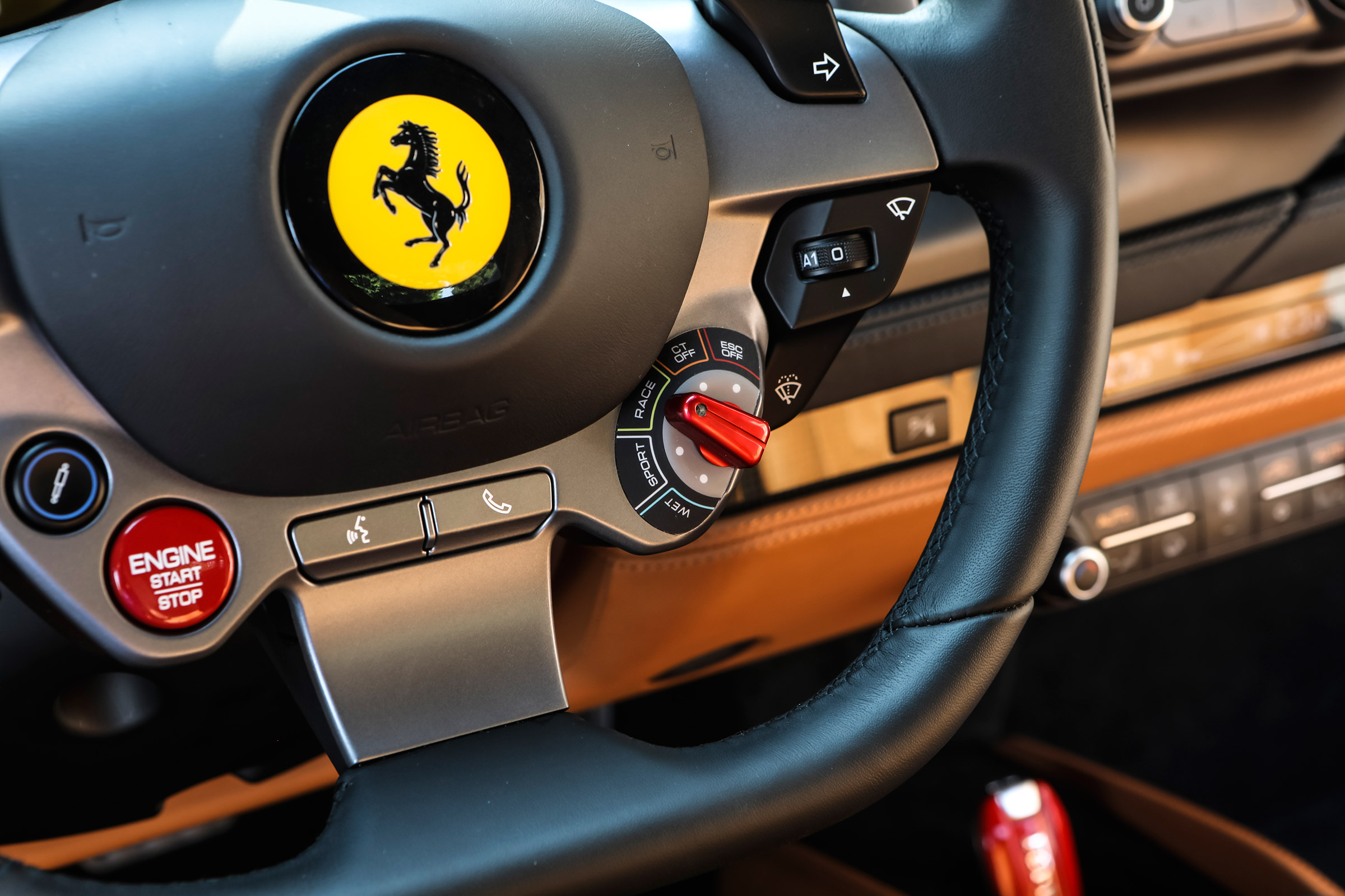 Ferrari F8 Tributo - steering wheel