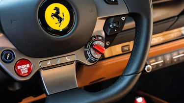 Ferrari F8 Tributo - steering wheel